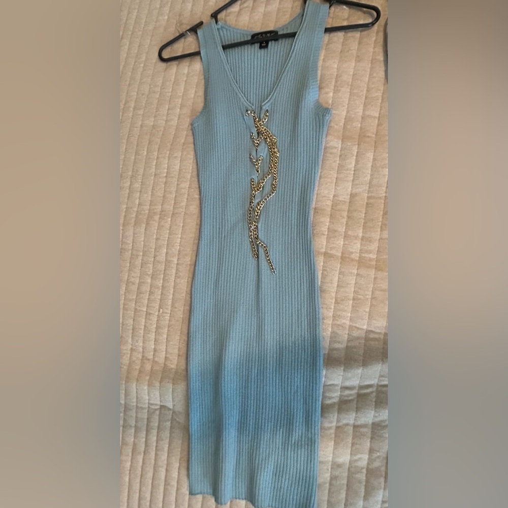 Nice dress, never worn